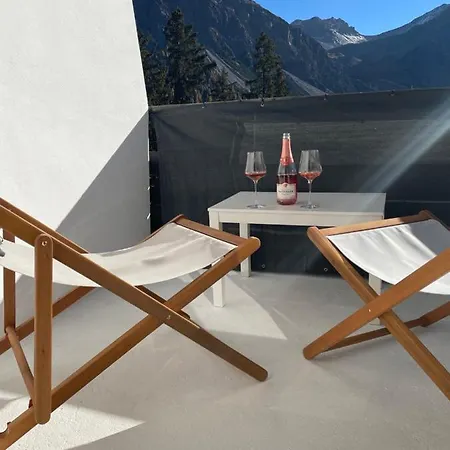 Casa Sunny Place * أروسا